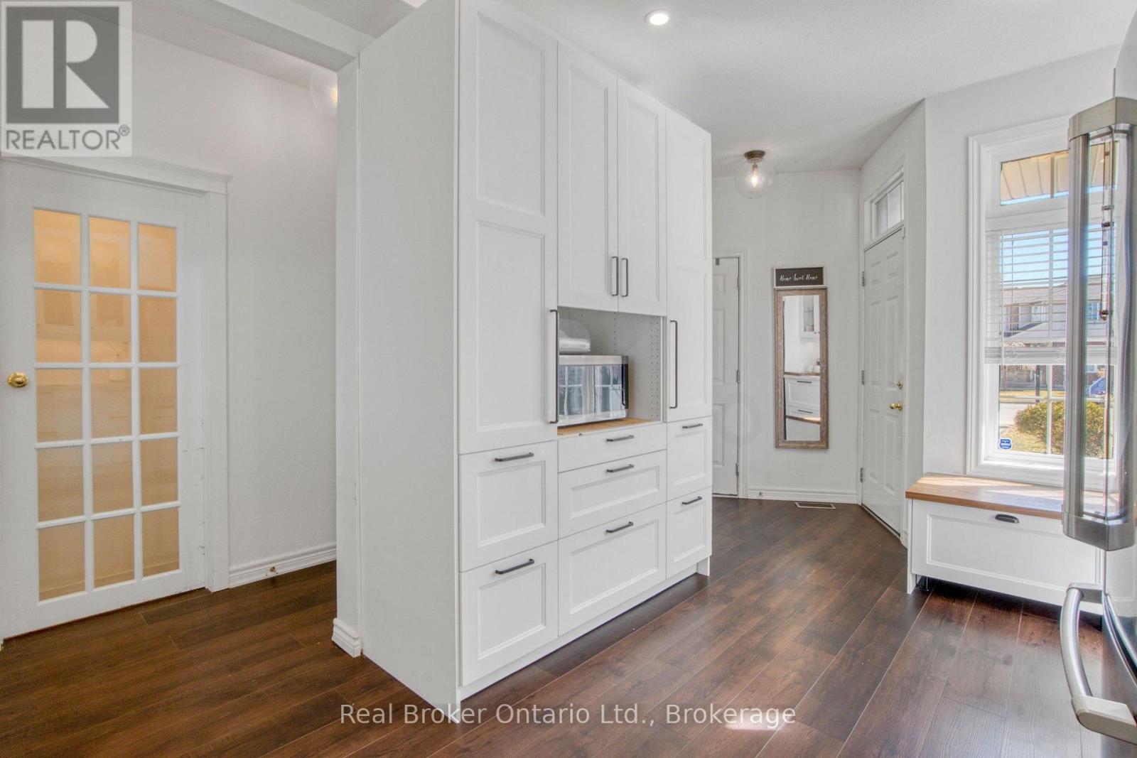 1417 Treeland Street, Burlington (Freeman), Ontario  L7R 4S1 - Photo 6 - W13841788