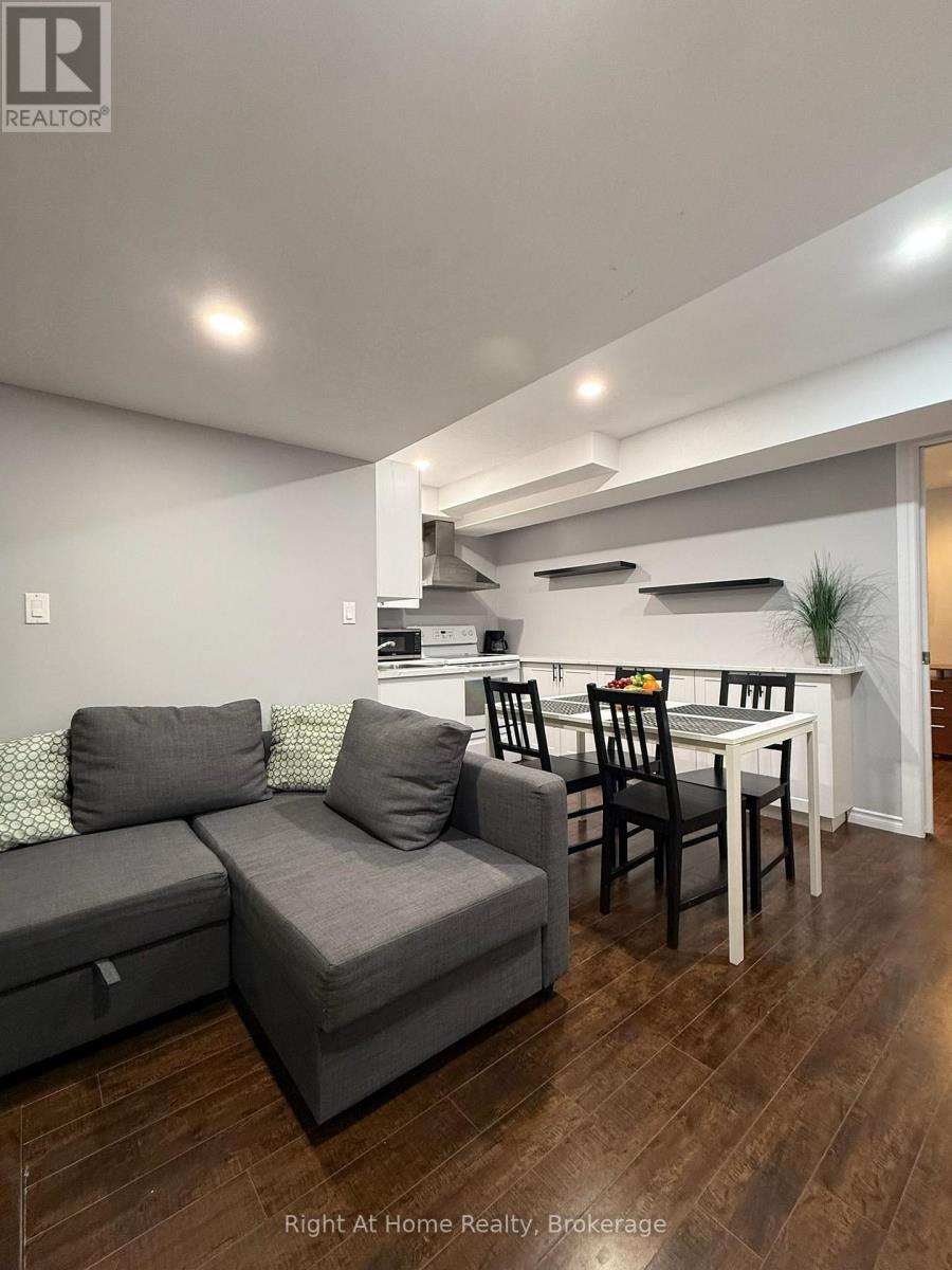268 Buttonbush Street, Waterloo, Ontario  N2V 0B4 - Photo 4 - X13841820