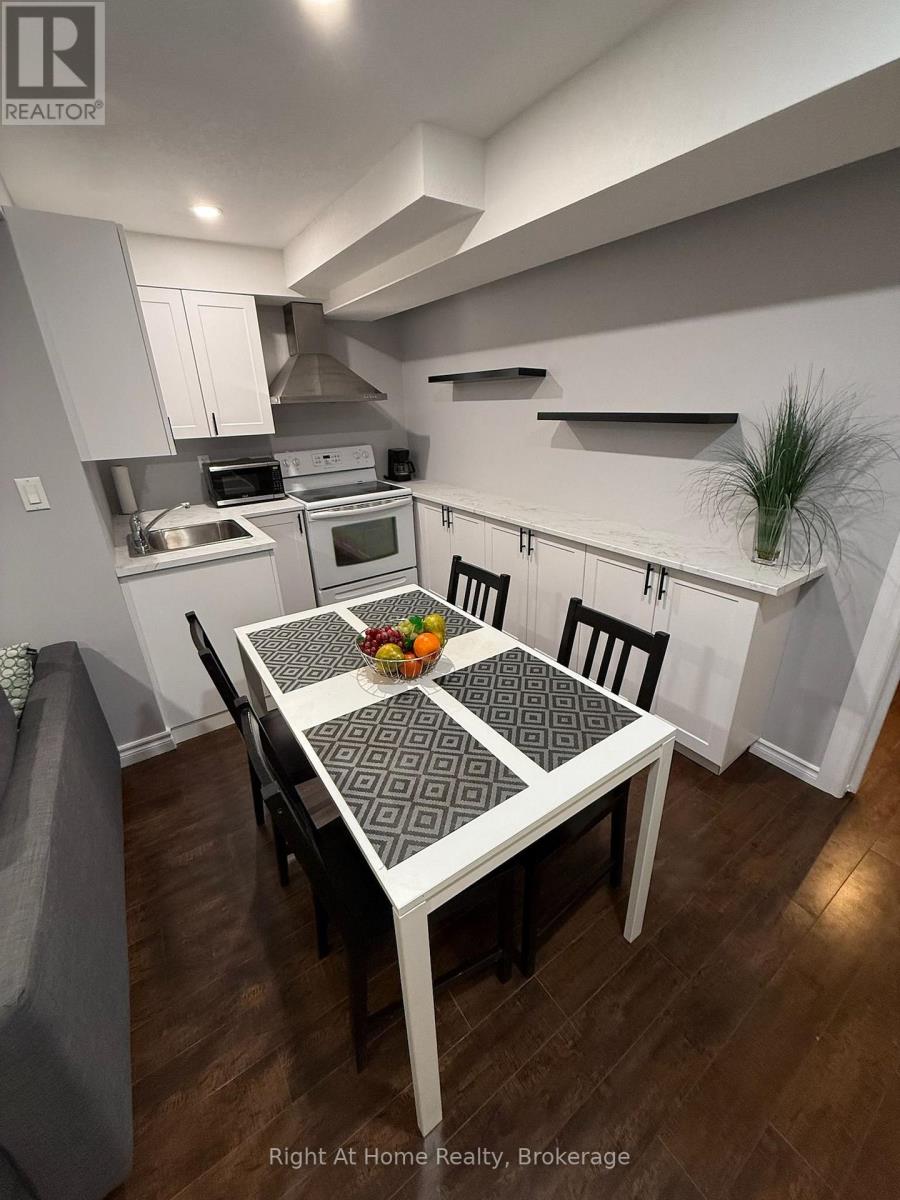 268 Buttonbush Street, Waterloo, Ontario  N2V 0B4 - Photo 5 - X13841820