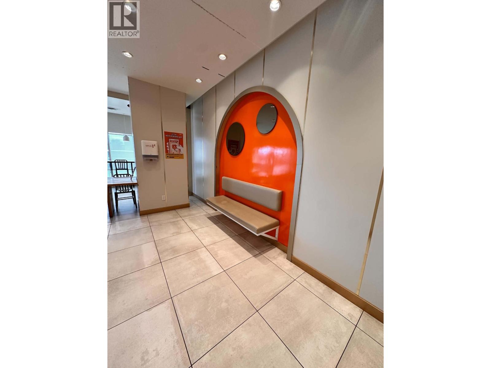 6231 KINGSWAY