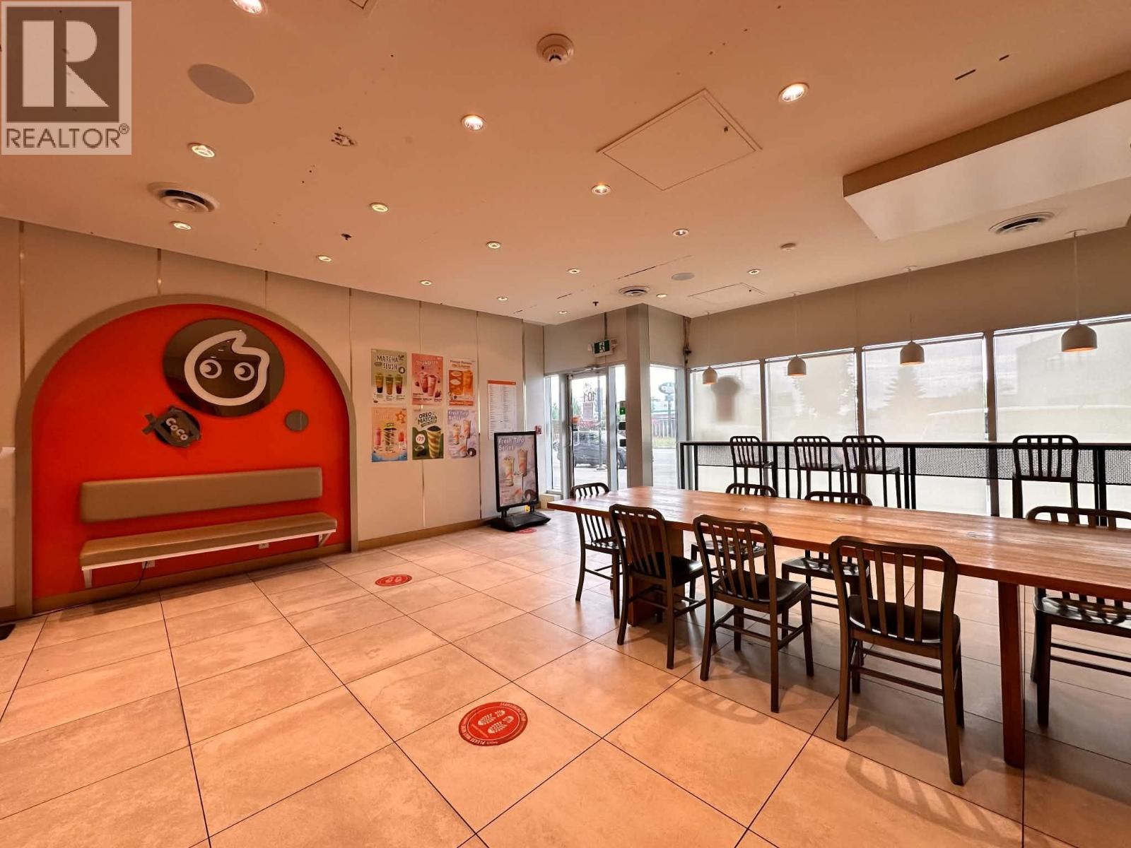 6231 KINGSWAY