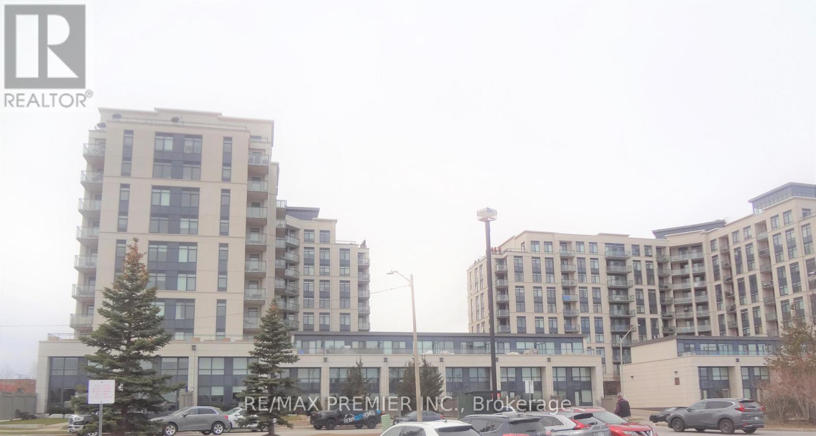 816 - 24 Woodstream Boulevard, Vaughan, Ontario  L4L 8C4 - Photo 2 - N13841804