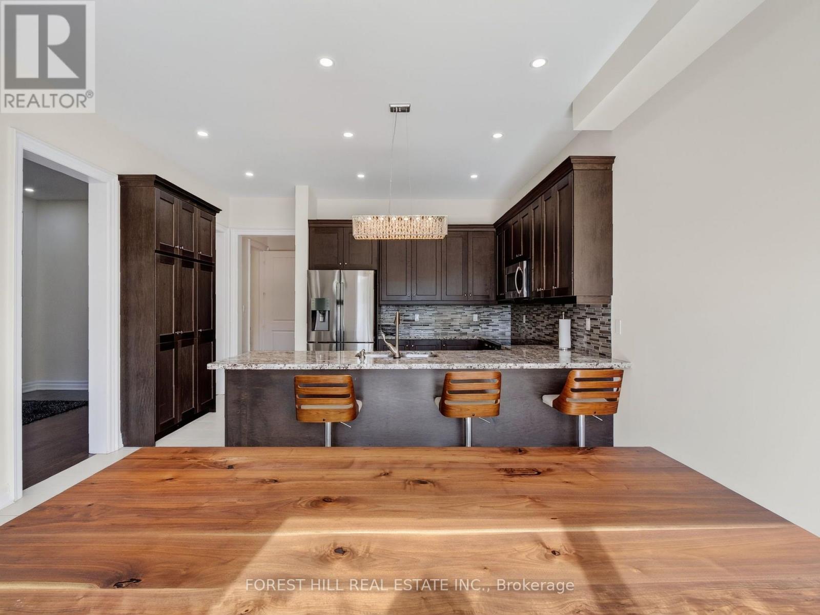 18 Hackwood Crescent, Aurora, Ontario  L4G 0V1 - Photo 16 - N13841816