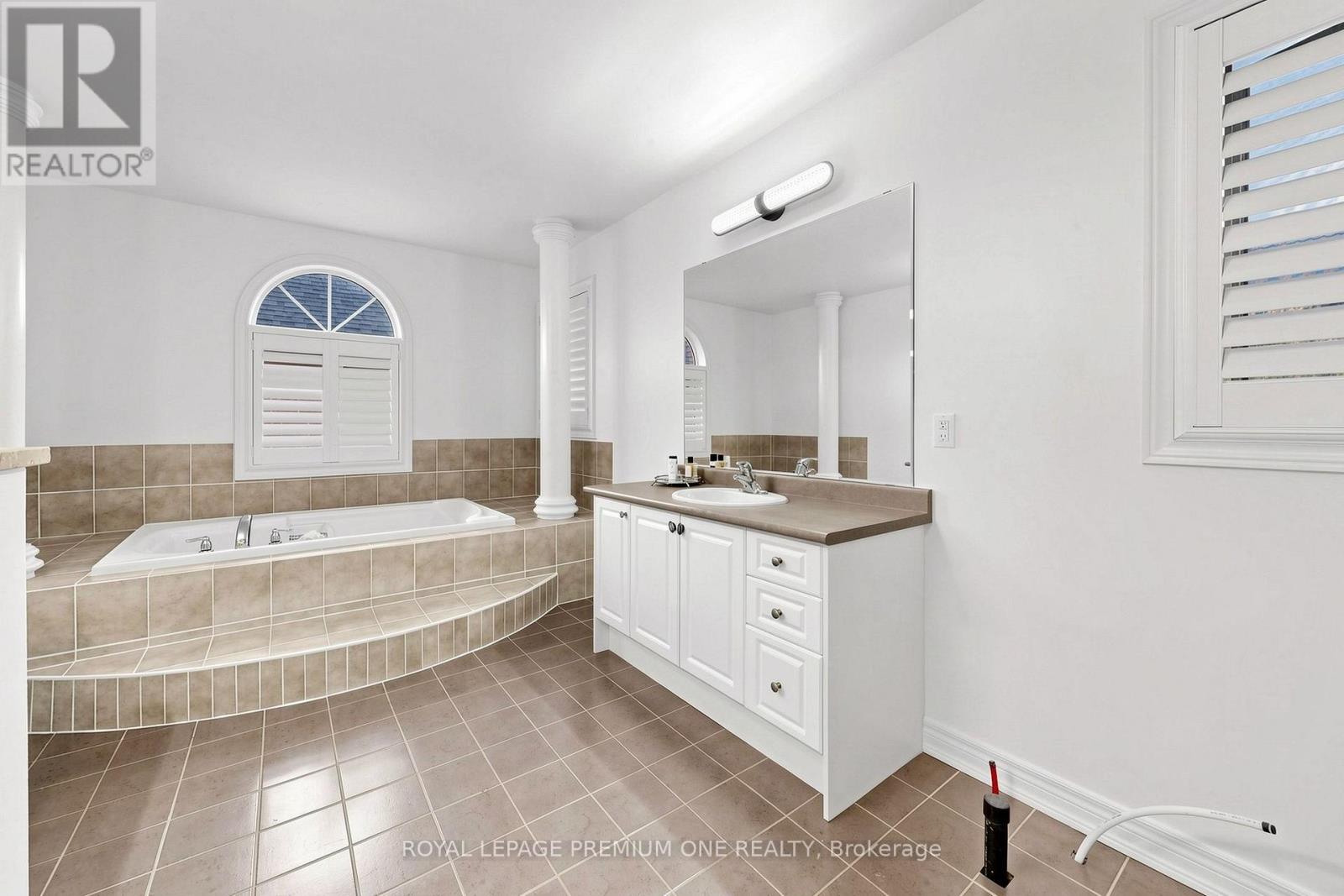 46 Bosco Drive, Vaughan (Vellore Village), Ontario  L4H 0M3 - Photo 23 - N13841826