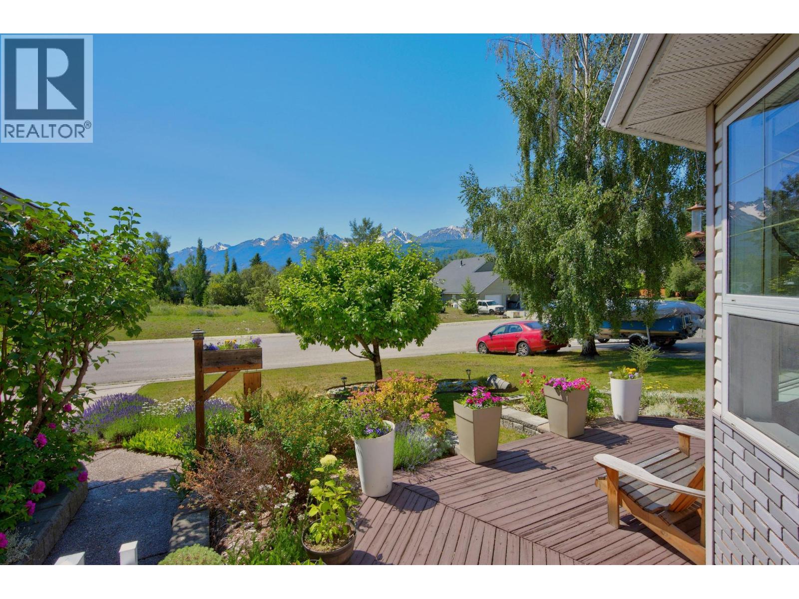 1505 Cedar Street, Golden, British Columbia  V0A 1H6 - Photo 4 - 10402236