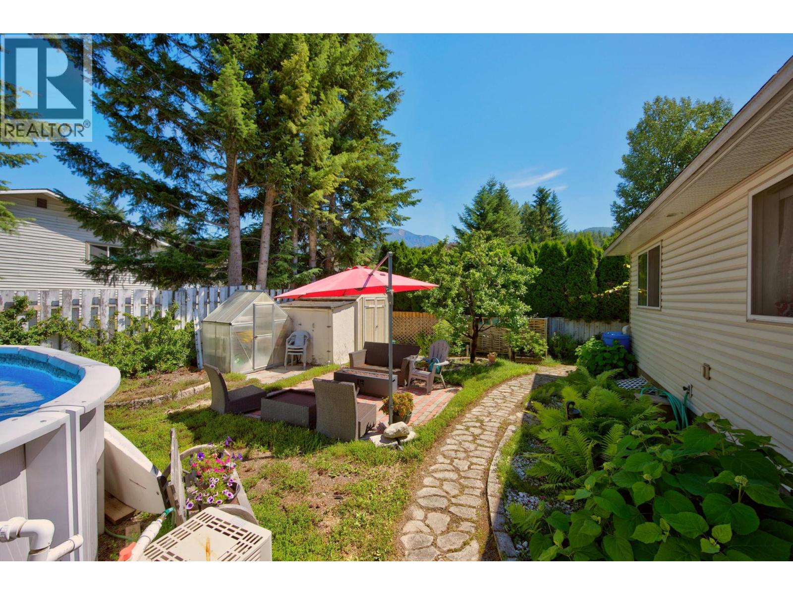 1505 Cedar Street, Golden, British Columbia  V0A 1H6 - Photo 69 - 10402236