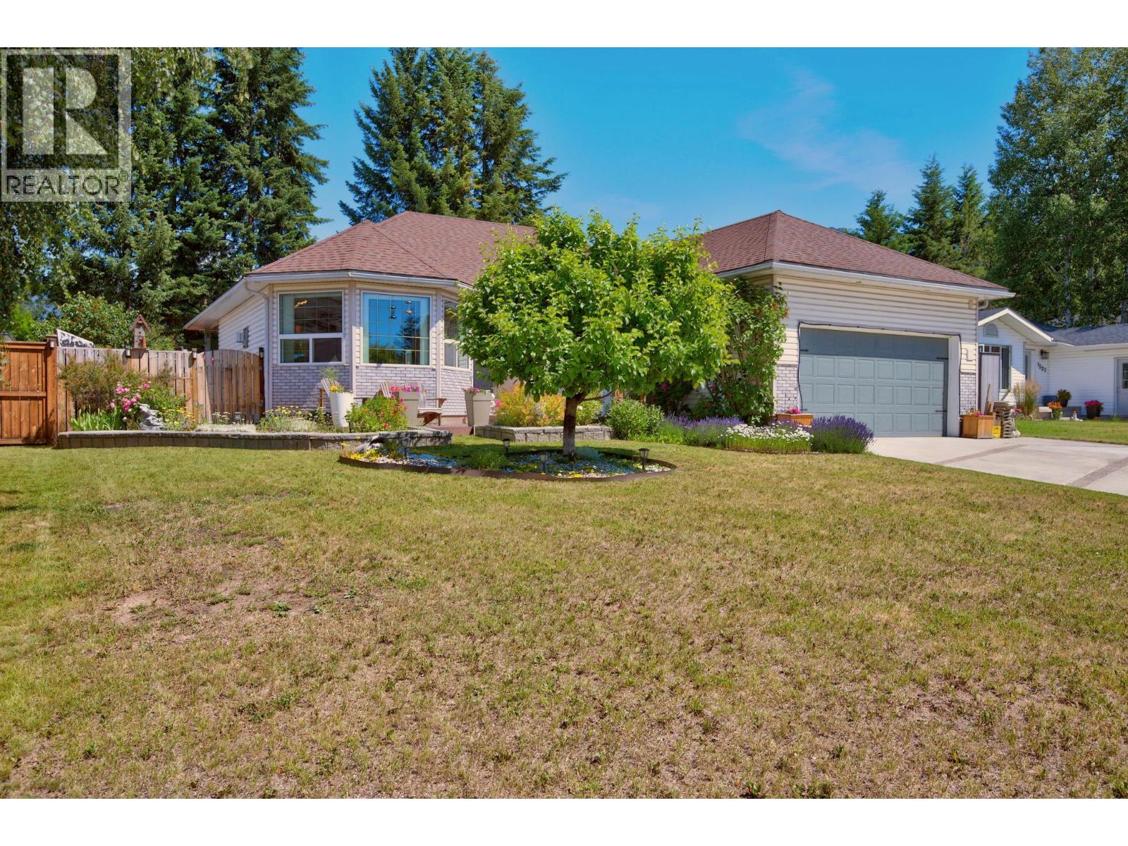 1505 Cedar Street, Golden, British Columbia  V0A 1H6 - Photo 86 - 10402236