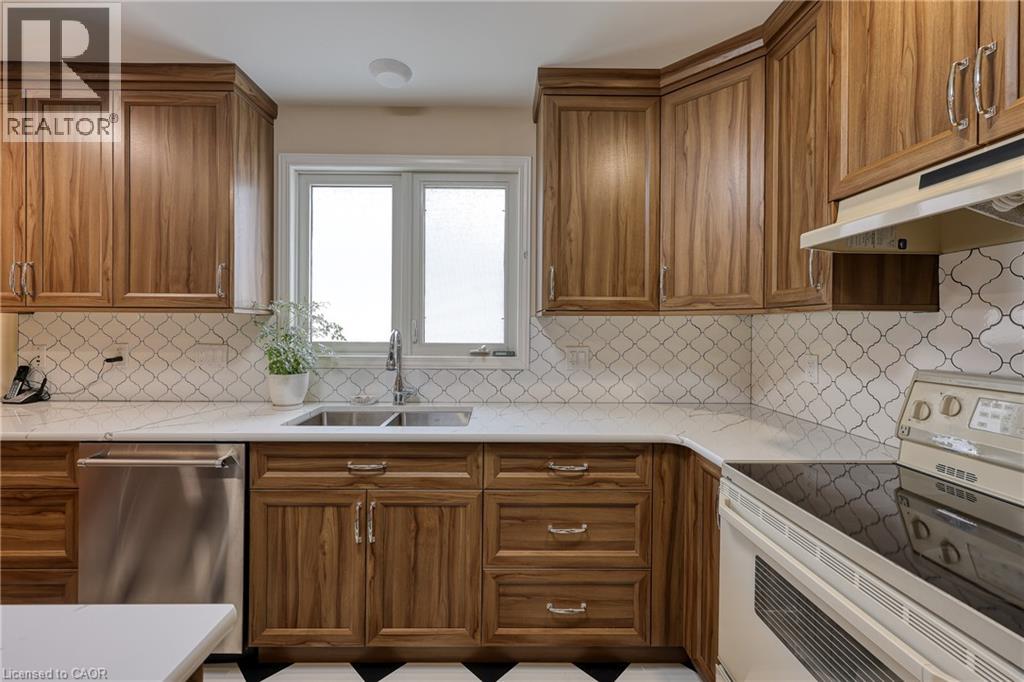 217 North Street E, Tillsonburg, Ontario  N4G 1B8 - Photo 19 - 40866878