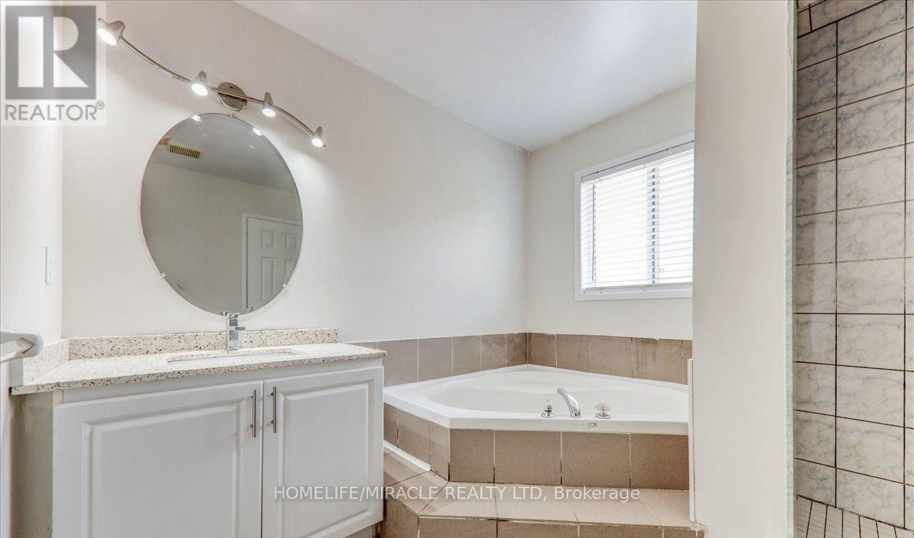 78 Castlehill Road, Brampton, Ontario  L6X 4C8 - Photo 20 - W13841830