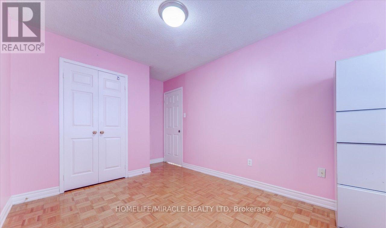 78 Castlehill Road, Brampton, Ontario  L6X 4C8 - Photo 23 - W13841830