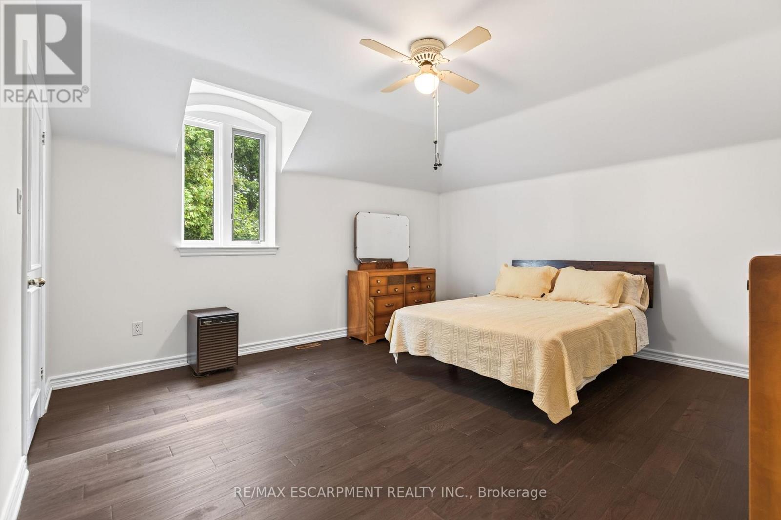 1019 Scenic Drive, Hamilton, Ontario  L9C 1H8 - Photo 29 - X13841814