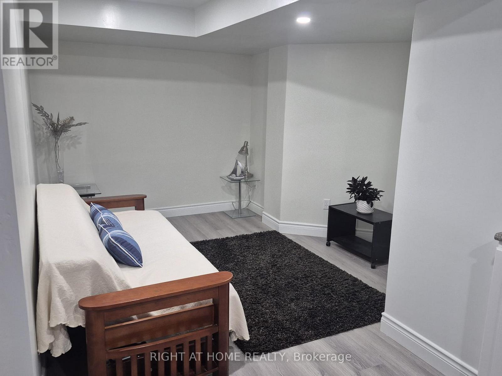 Basement - 70 Lipton Crescent, Whitby, Ontario  L1R 1W9 - Photo 8 - E13807654