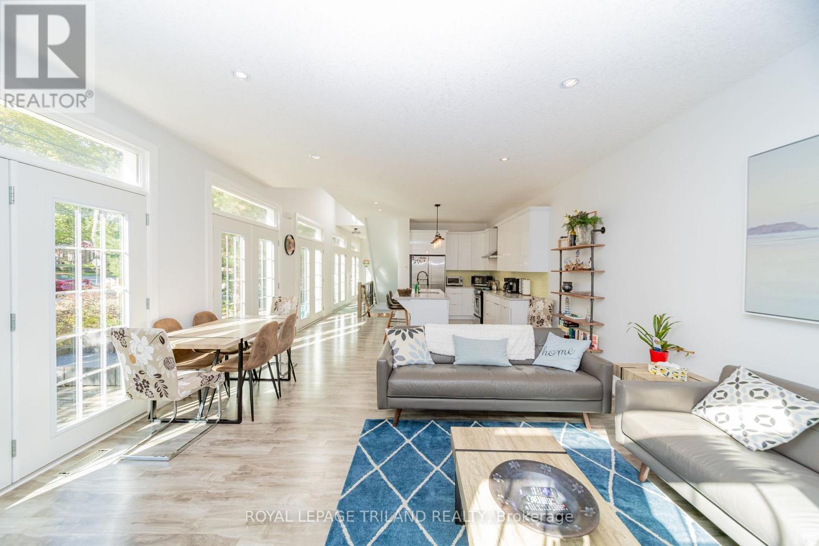 28 Centre Street, Lambton Shores, Ontario N0M 1T0 - Photo 22 - X13841890