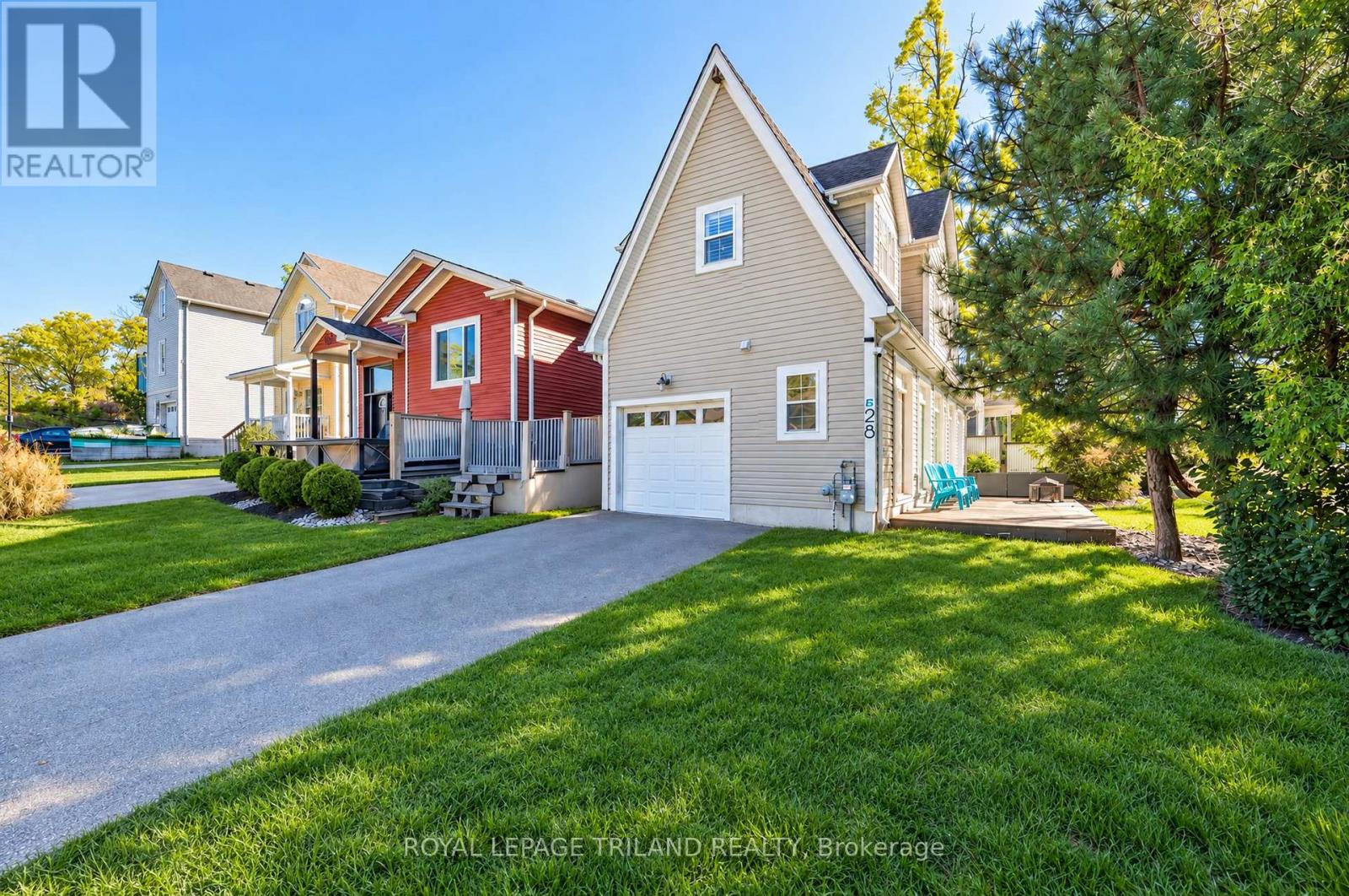 28 Centre Street, Lambton Shores, Ontario N0M 1T0 - Photo 41 - X13841890