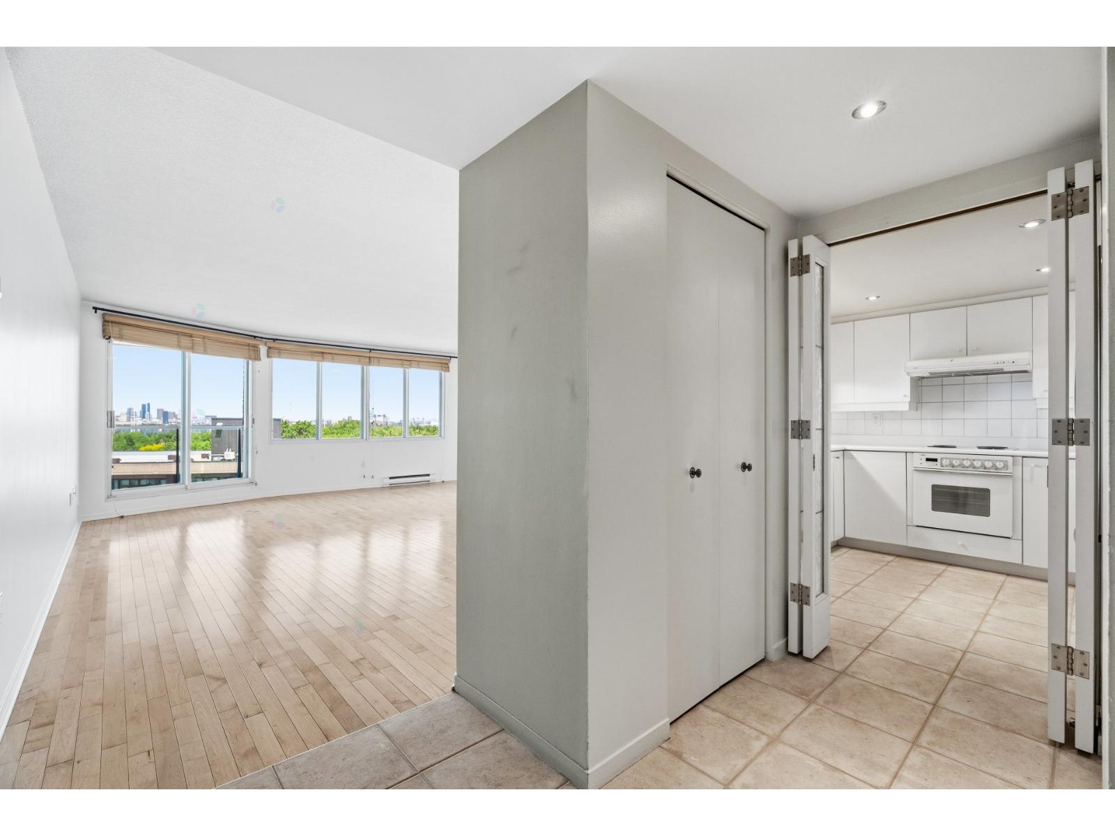 8 Rue Riverside|#1006 Saint-Lambert Quebec Canada J4S1Y5 5