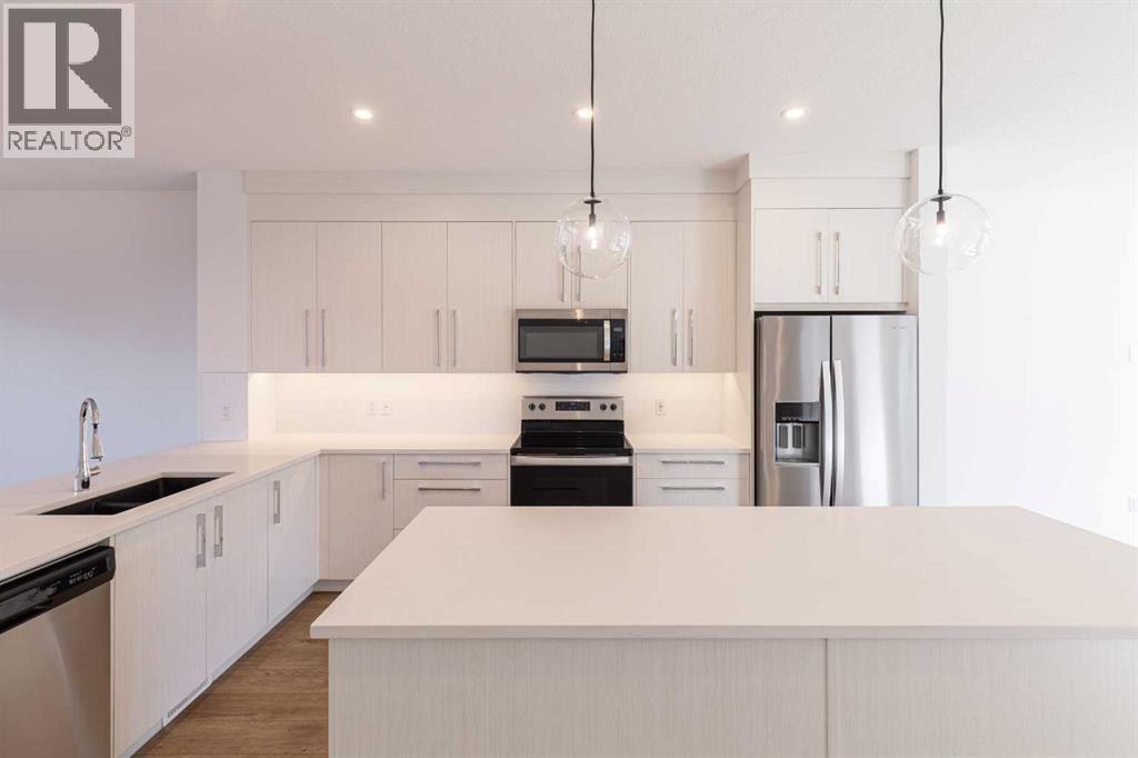 74 Mallard Heath SE, Calgary, Alberta  T3S 0E4 - Photo 1 - A2346530