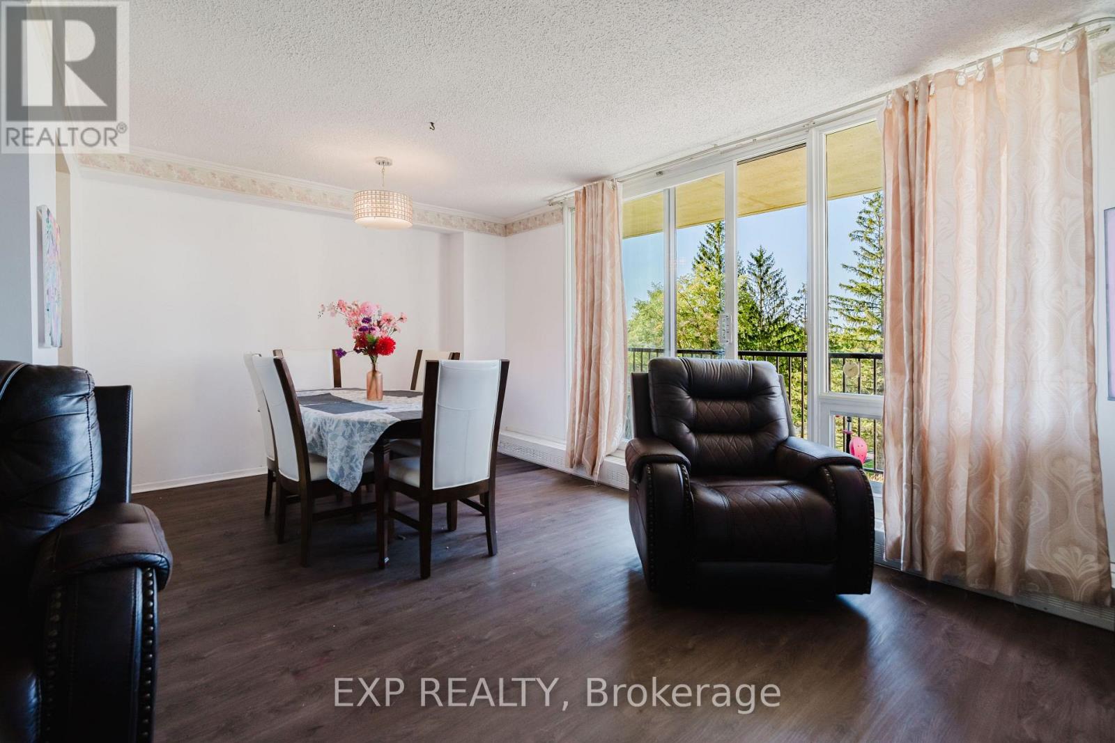 404 - 665 Bathgate Drive, Ottawa, Ontario  K1K 3Y4 - Photo 12 - X13841894