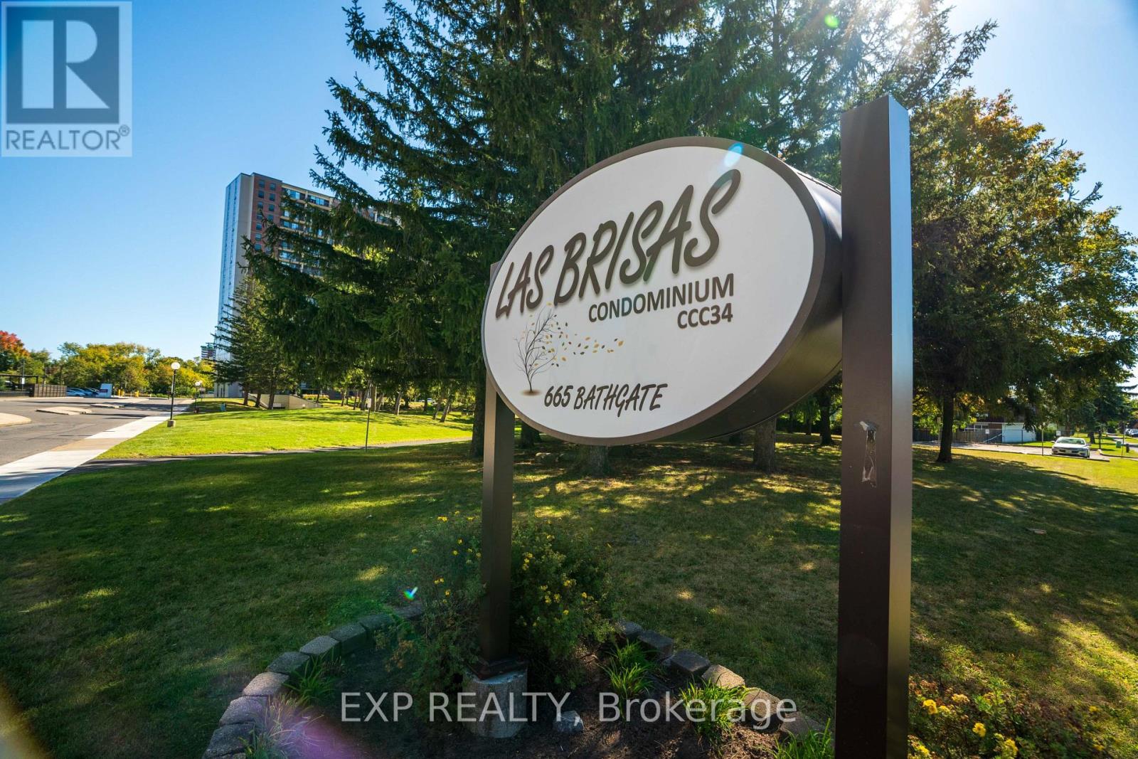 404 - 665 Bathgate Drive, Ottawa, Ontario  K1K 3Y4 - Photo 2 - X13841894