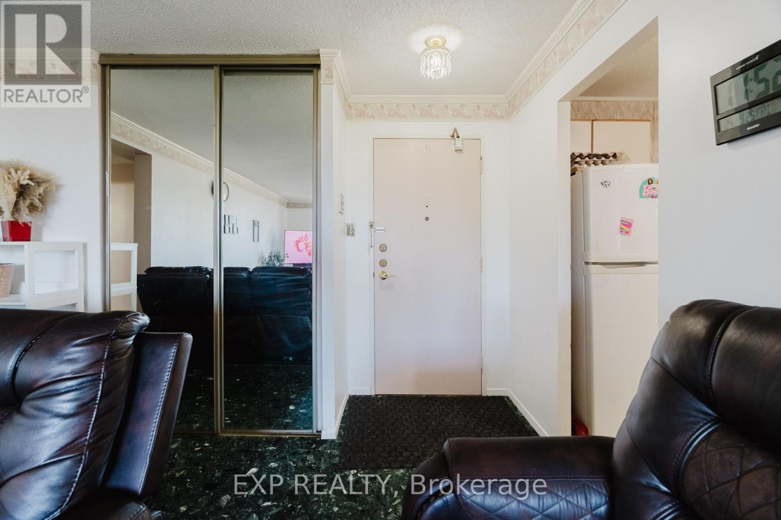 404 - 665 Bathgate Drive, Ottawa, Ontario  K1K 3Y4 - Photo 8 - X13841894