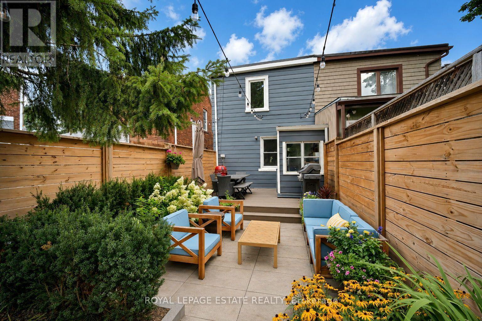 11 Hemlock Avenue, Toronto, Ontario  M4L 3E9 - Photo 30 - E13841716