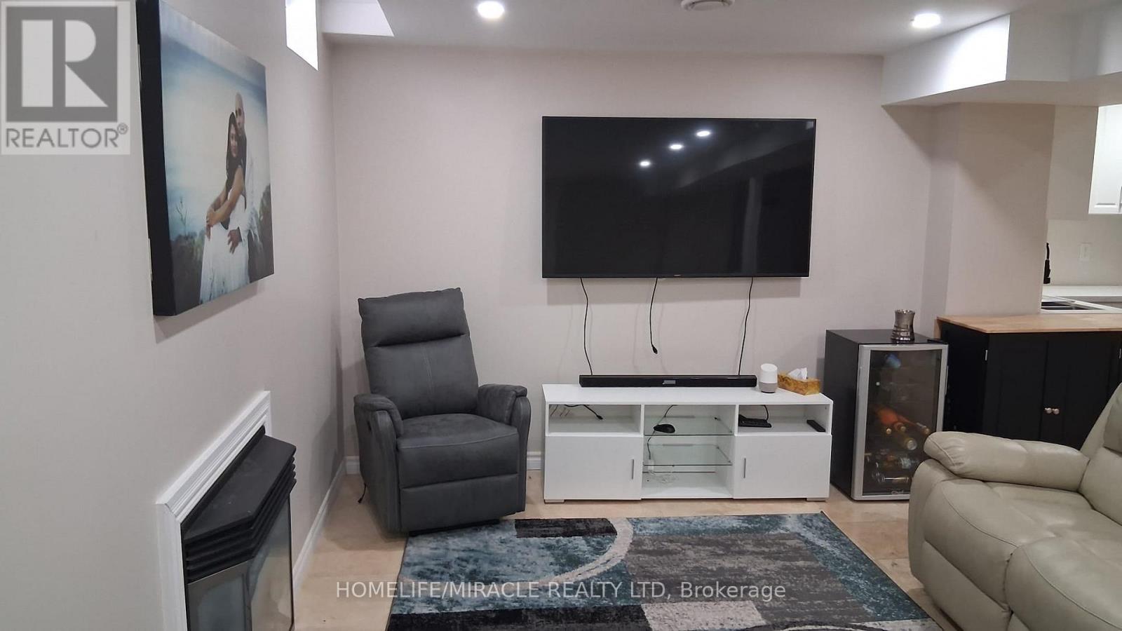 Basement - 65 Timber Lane, Vaughan, Ontario  L4L 3J6 - Photo 4 - N13788864