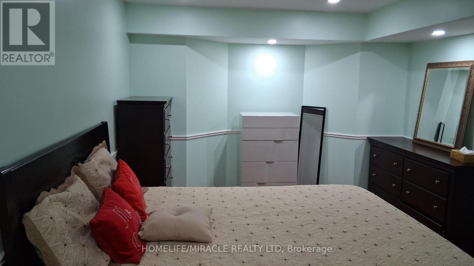 Basement - 65 Timber Lane, Vaughan, Ontario  L4L 3J6 - Photo 6 - N13788864