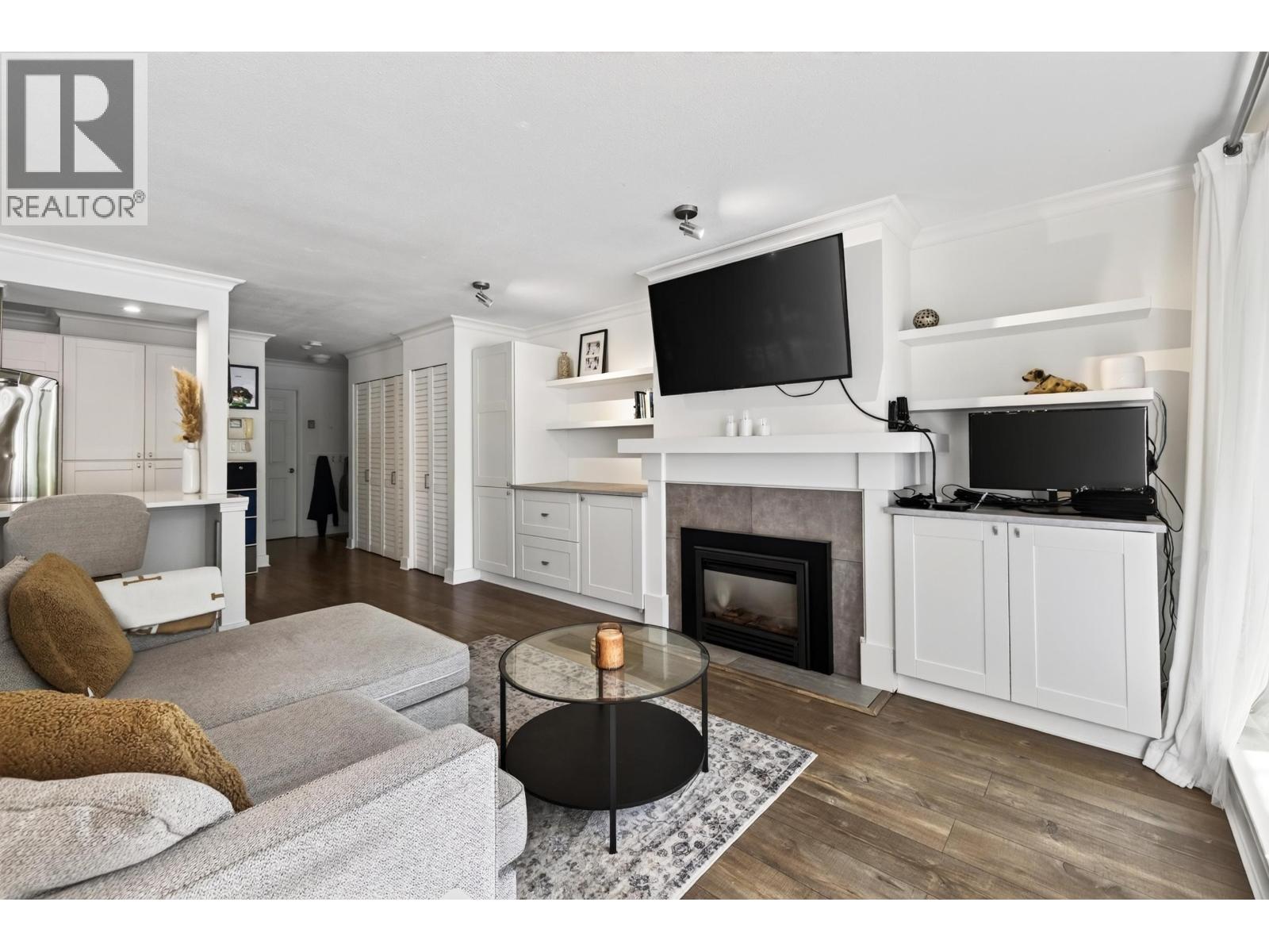 101 1702 Chesterfield Avenue, North Vancouver, British Columbia V7M 2P1 - Photo 2 - R3170858