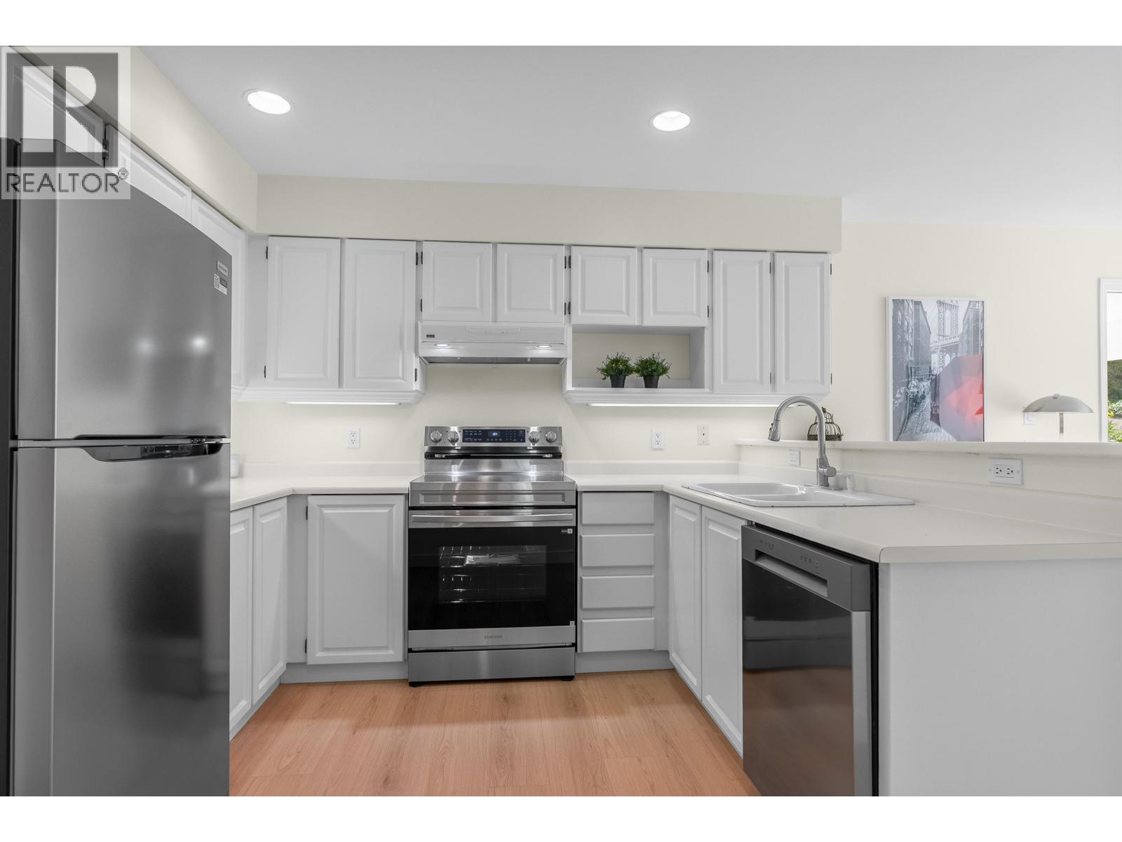 5948 Nancy Greene Way, North Vancouver, British Columbia  V7R 4W1 - Photo 10 - R3170879