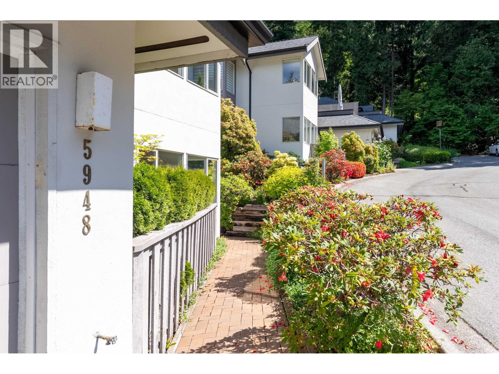 5948 Nancy Greene Way, North Vancouver, British Columbia  V7R 4W1 - Photo 23 - R3170879