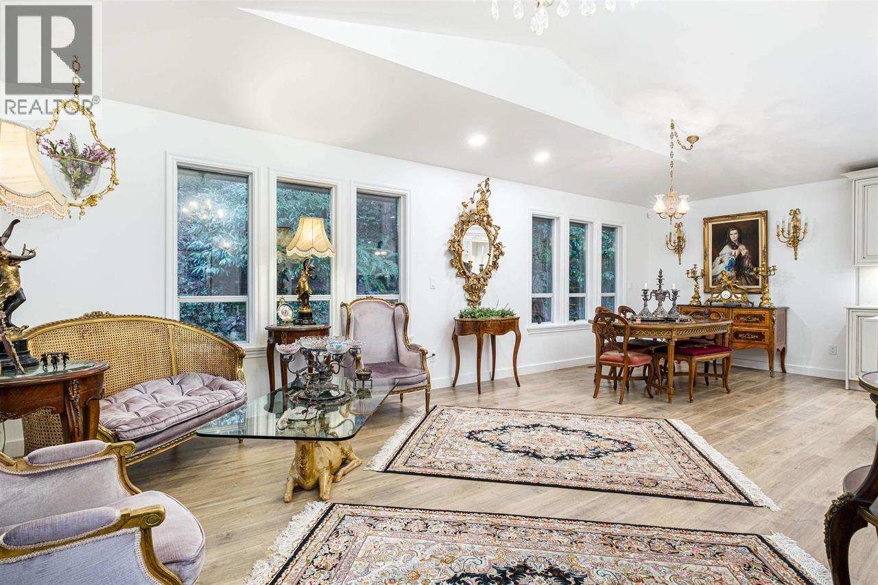 6780 Marine Drive, West Vancouver, British Columbia V7W 2S9 - Photo 2 - R3170867