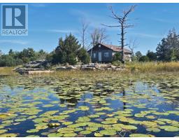 380 2 ISLAND, georgian bay (baxter), Ontario