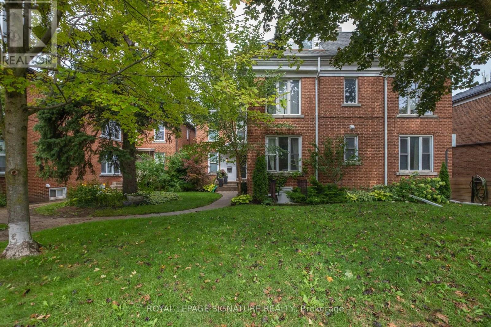 1 - 6 Markdale Avenue, Toronto, Ontario  M6C 1S9 - Photo 2 - C13841868