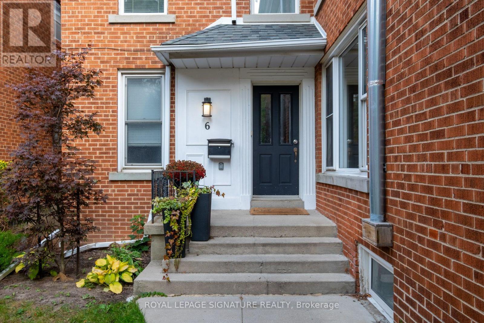 1 - 6 Markdale Avenue, Toronto, Ontario  M6C 1S9 - Photo 3 - C13841868