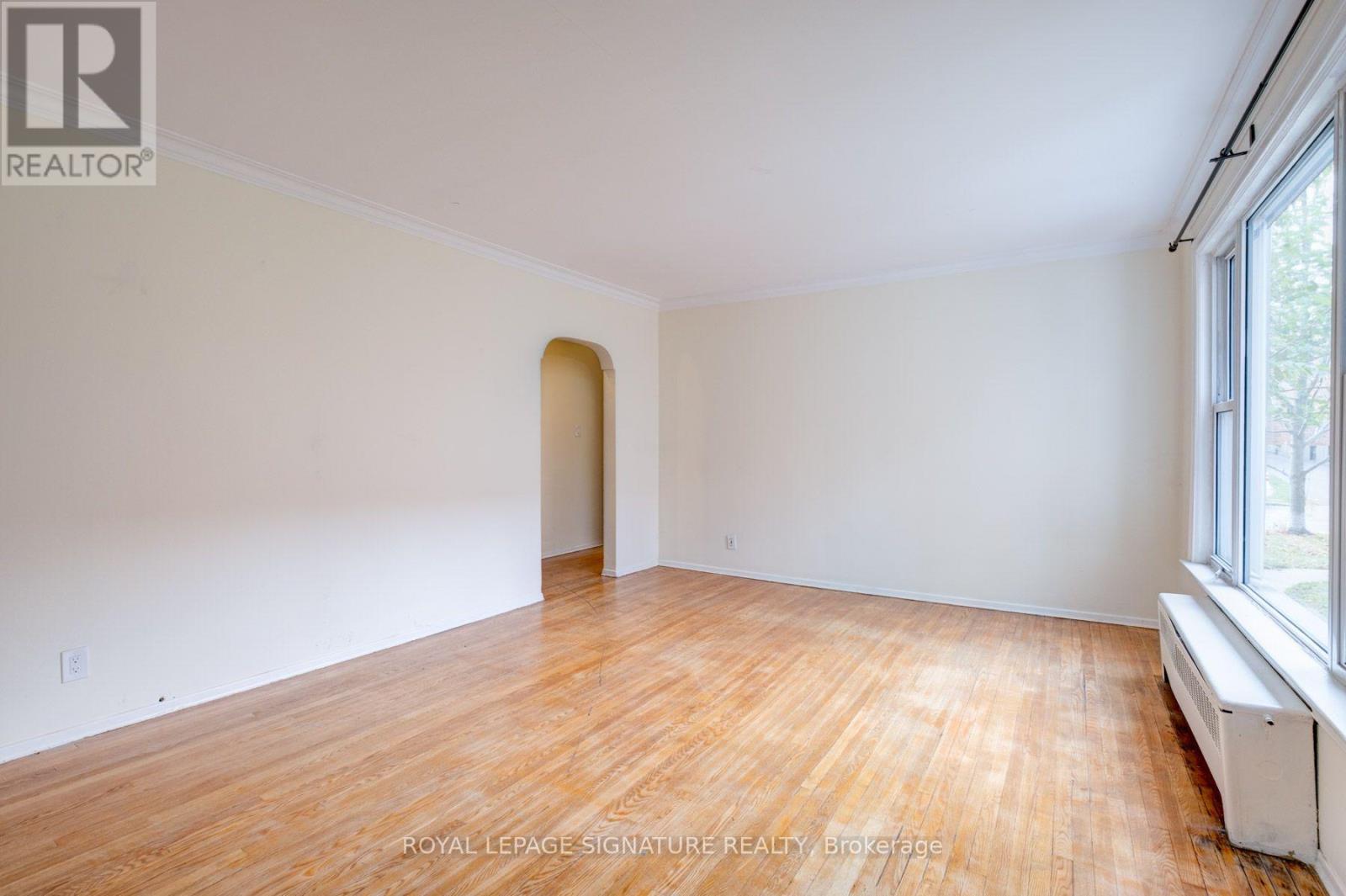 1 - 6 Markdale Avenue, Toronto, Ontario  M6C 1S9 - Photo 6 - C13841868