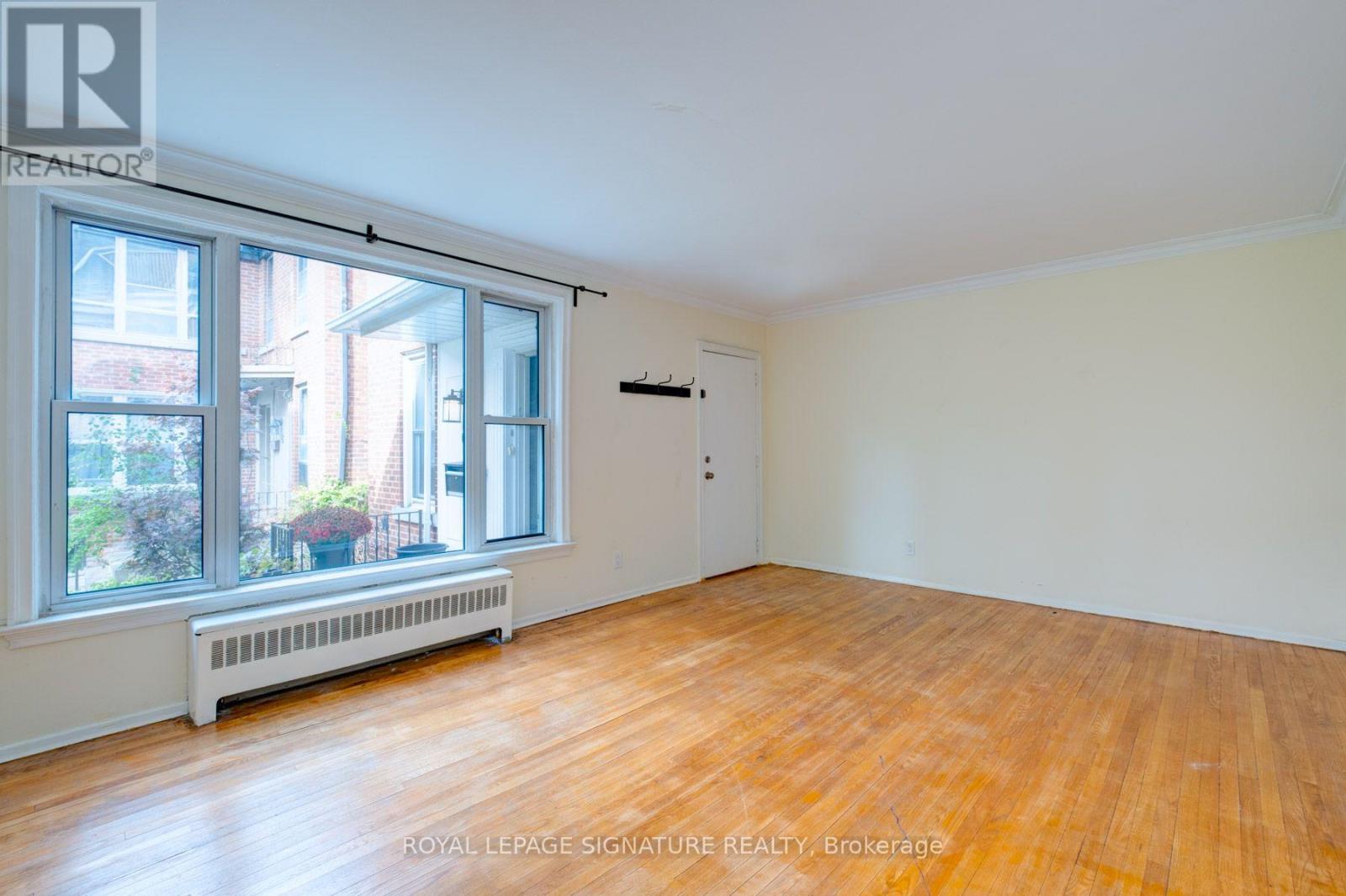 1 - 6 Markdale Avenue, Toronto, Ontario  M6C 1S9 - Photo 7 - C13841868