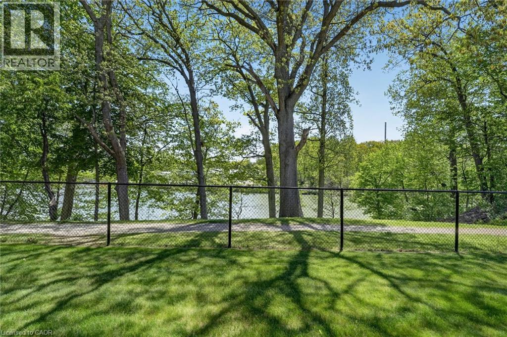 35 Scullers Way Unit# 2, St. Catharines, Ontario  L2N 7S9 - Photo 44 - 40815642