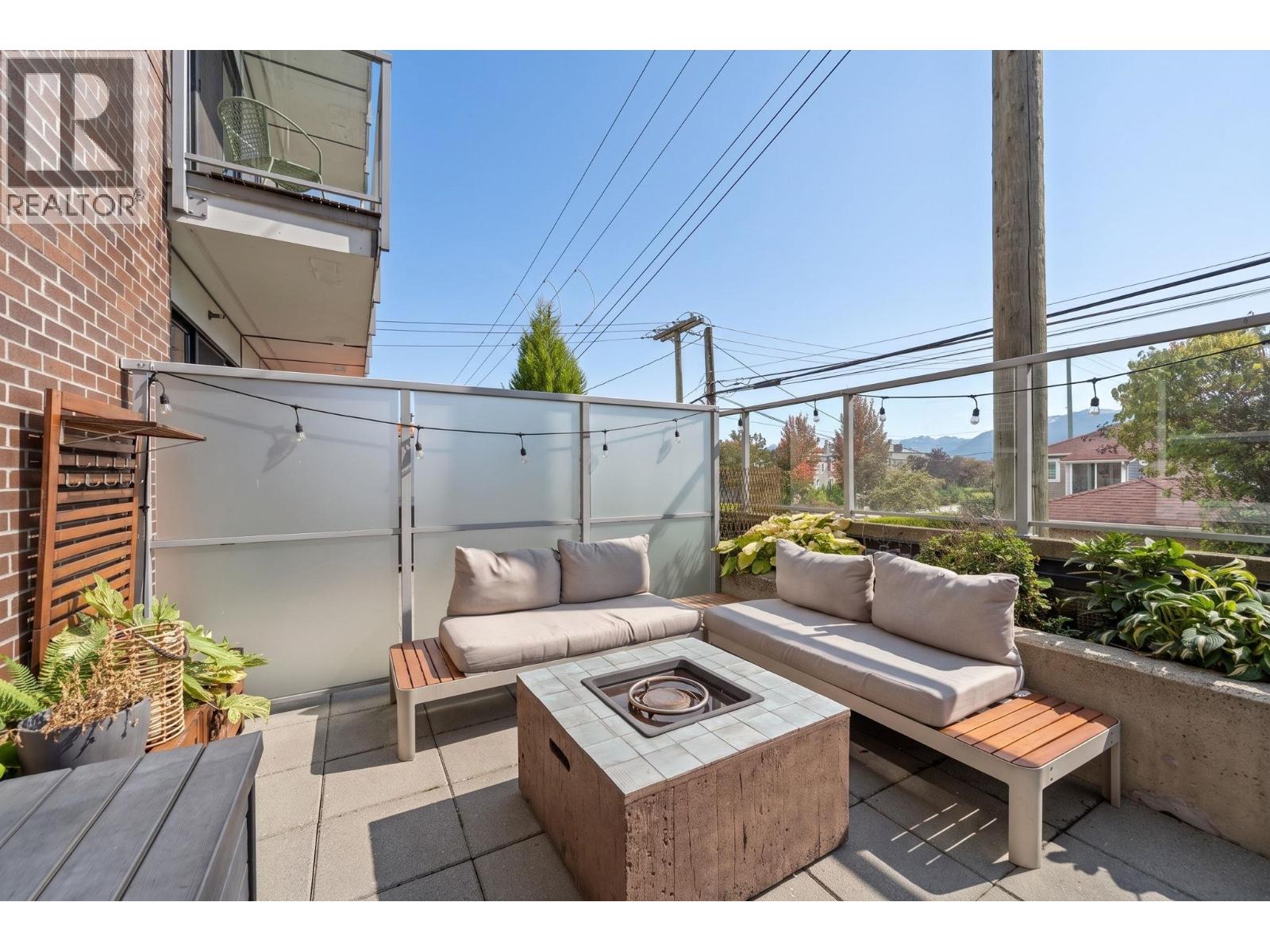306 388 KOOTENAY STREET
