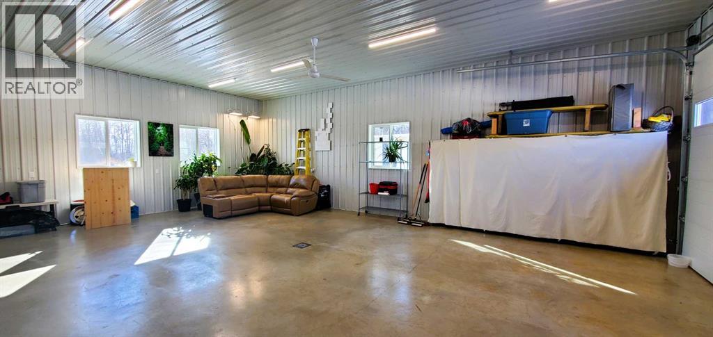 174081 Hwy 855 Highway