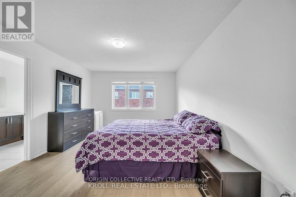 26 Frederick Taylor Way, East Gwillimbury (Mt Albert), Ontario  L0G 1M0 - Photo 17 - N13841886