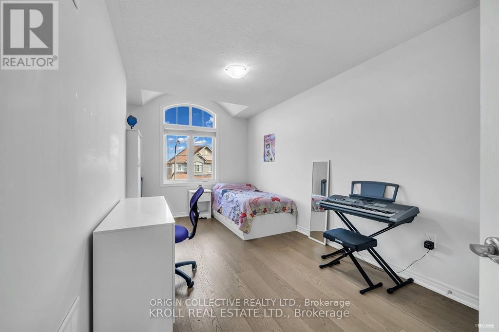 26 Frederick Taylor Way, East Gwillimbury (Mt Albert), Ontario  L0G 1M0 - Photo 32 - N13841886