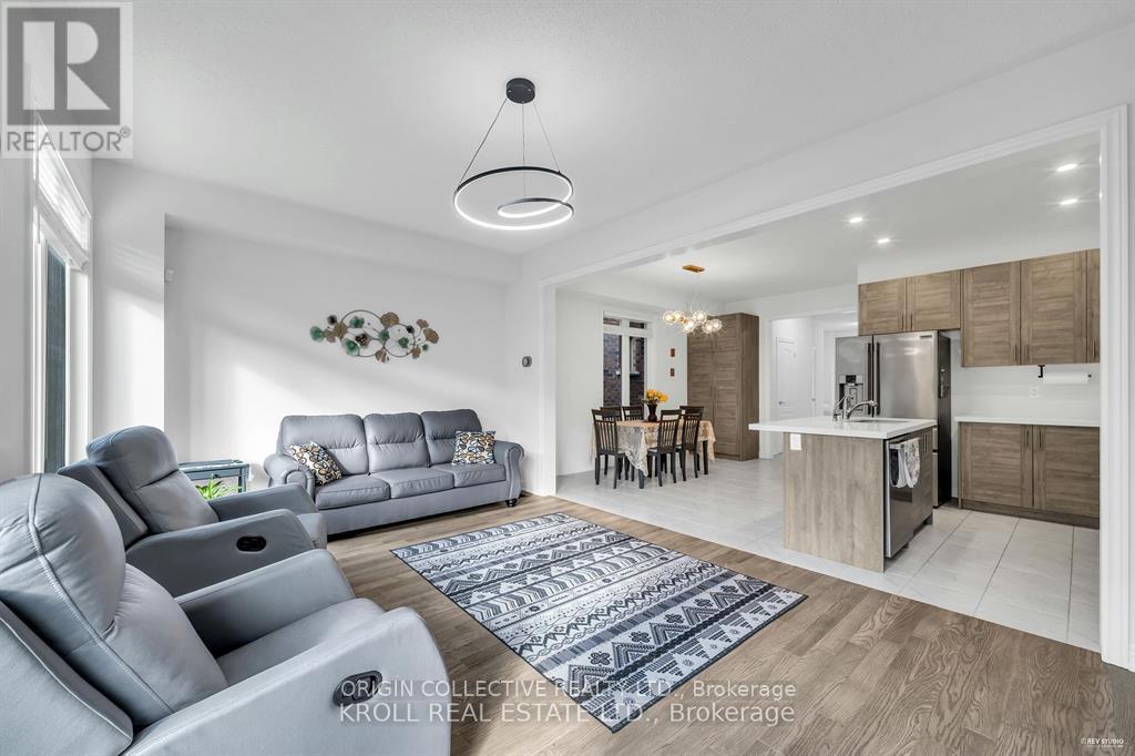 26 Frederick Taylor Way, East Gwillimbury (Mt Albert), Ontario  L0G 1M0 - Photo 33 - N13841886