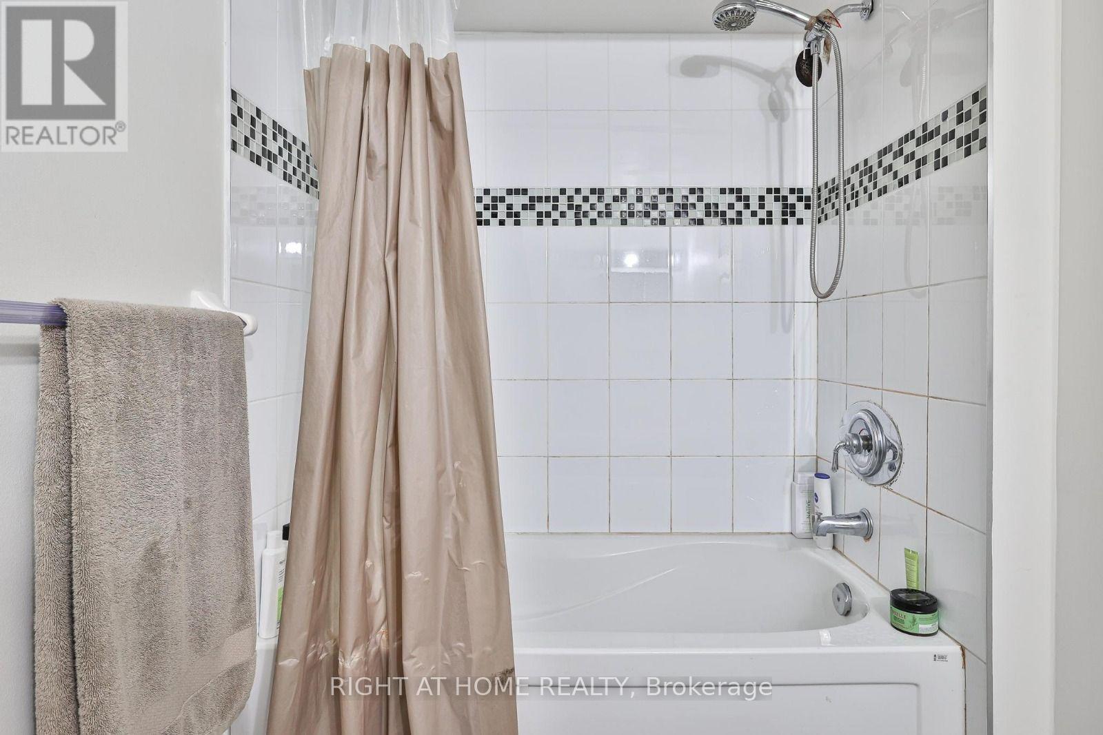 2402 - 3 Michael Power Place, Toronto (Islington-City Centre West), Ontario  M9A 0A2 - Photo 25 - W13841906