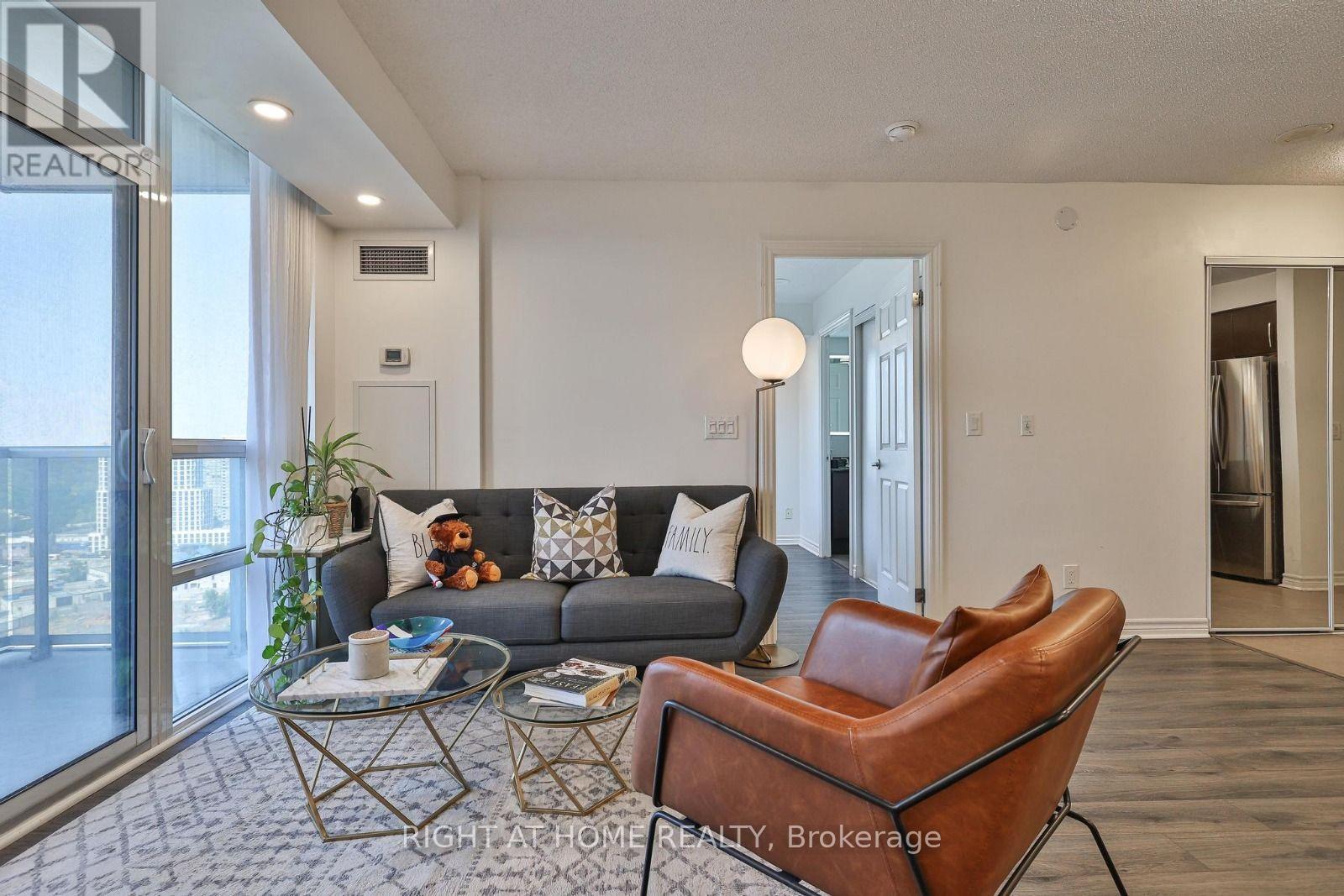 2402 - 3 Michael Power Place, Toronto (Islington-City Centre West), Ontario  M9A 0A2 - Photo 7 - W13841906