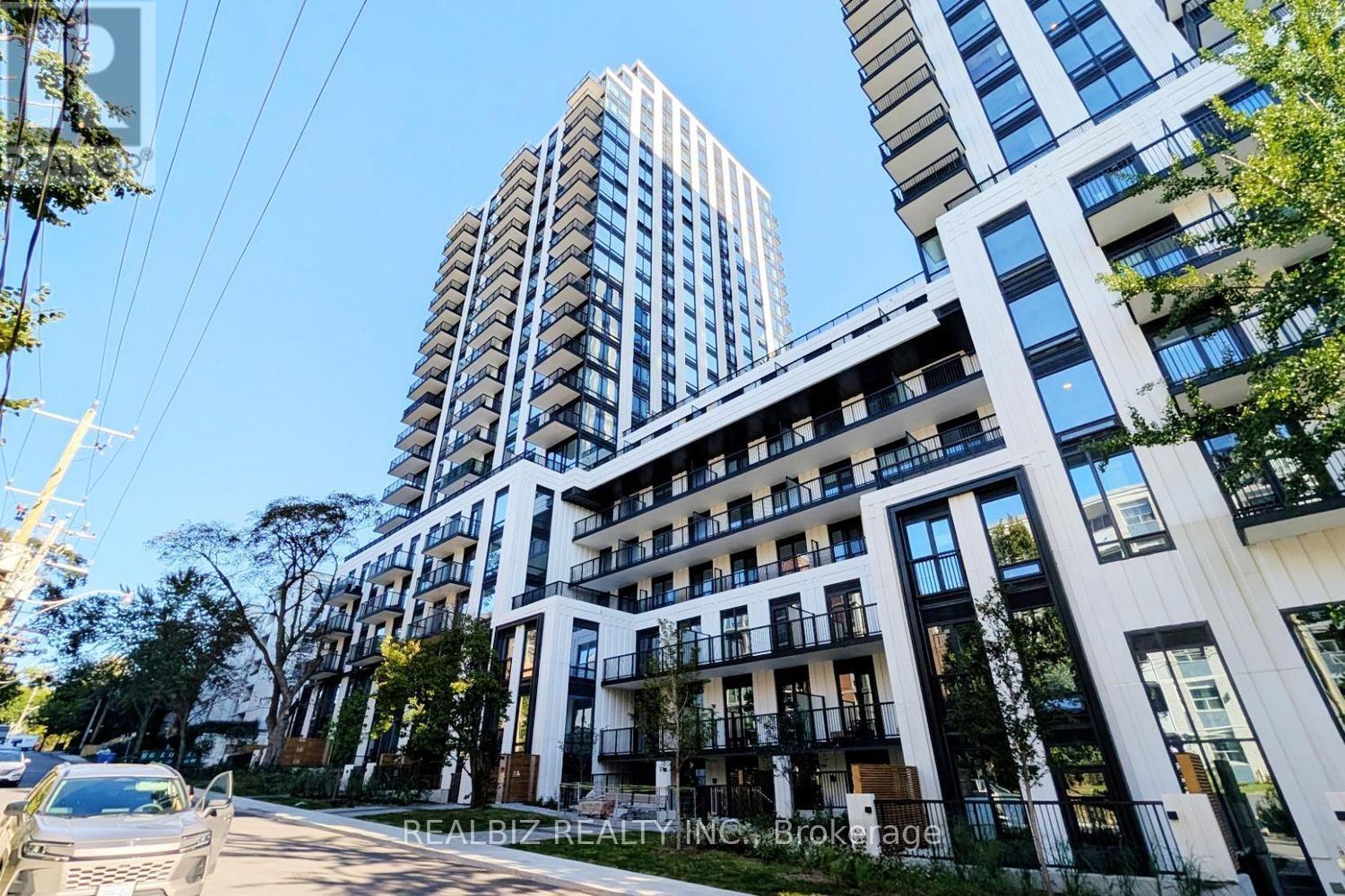 823 - 91 MONTCLAIR AVENUE, Toronto, Ontario