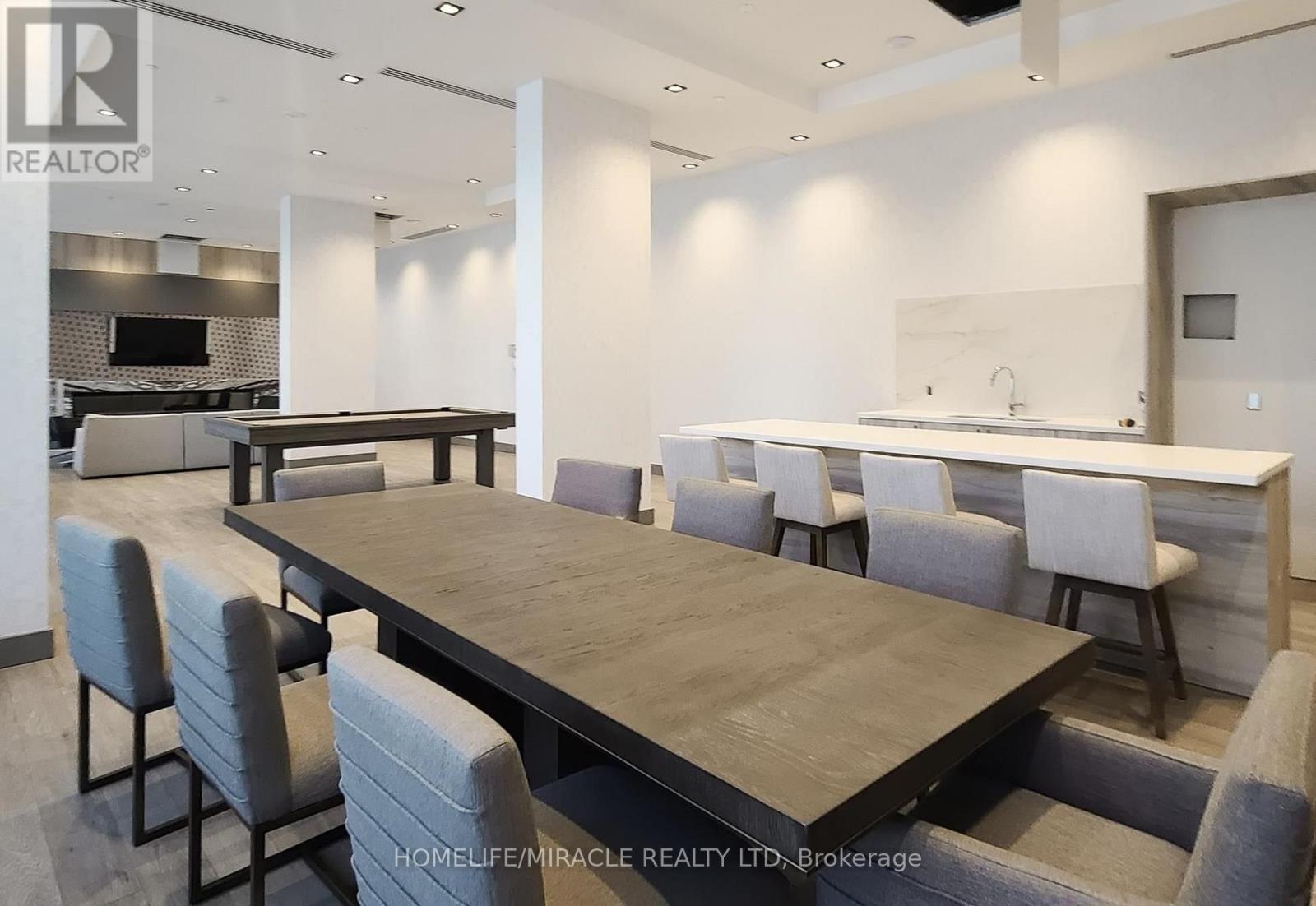 210 - 15 Watergarden Drive, Mississauga, Ontario  L5R 1B2 - Photo 13 - W13821628