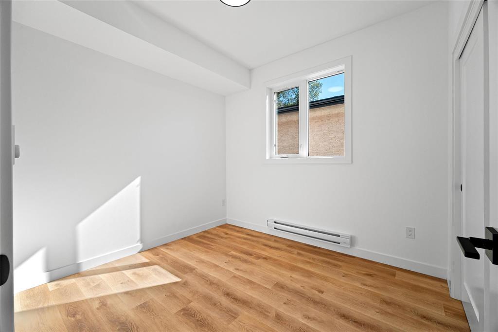 415 Centennial Street, Winnipeg, Manitoba  R3N 1P8 - Photo 37 - 202621156