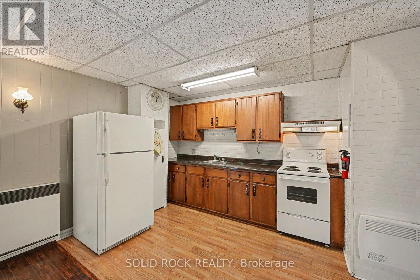 85 Renfrew Avenue W, Renfrew, Ontario  K7V 2Y3 - Photo 11 - X13742450