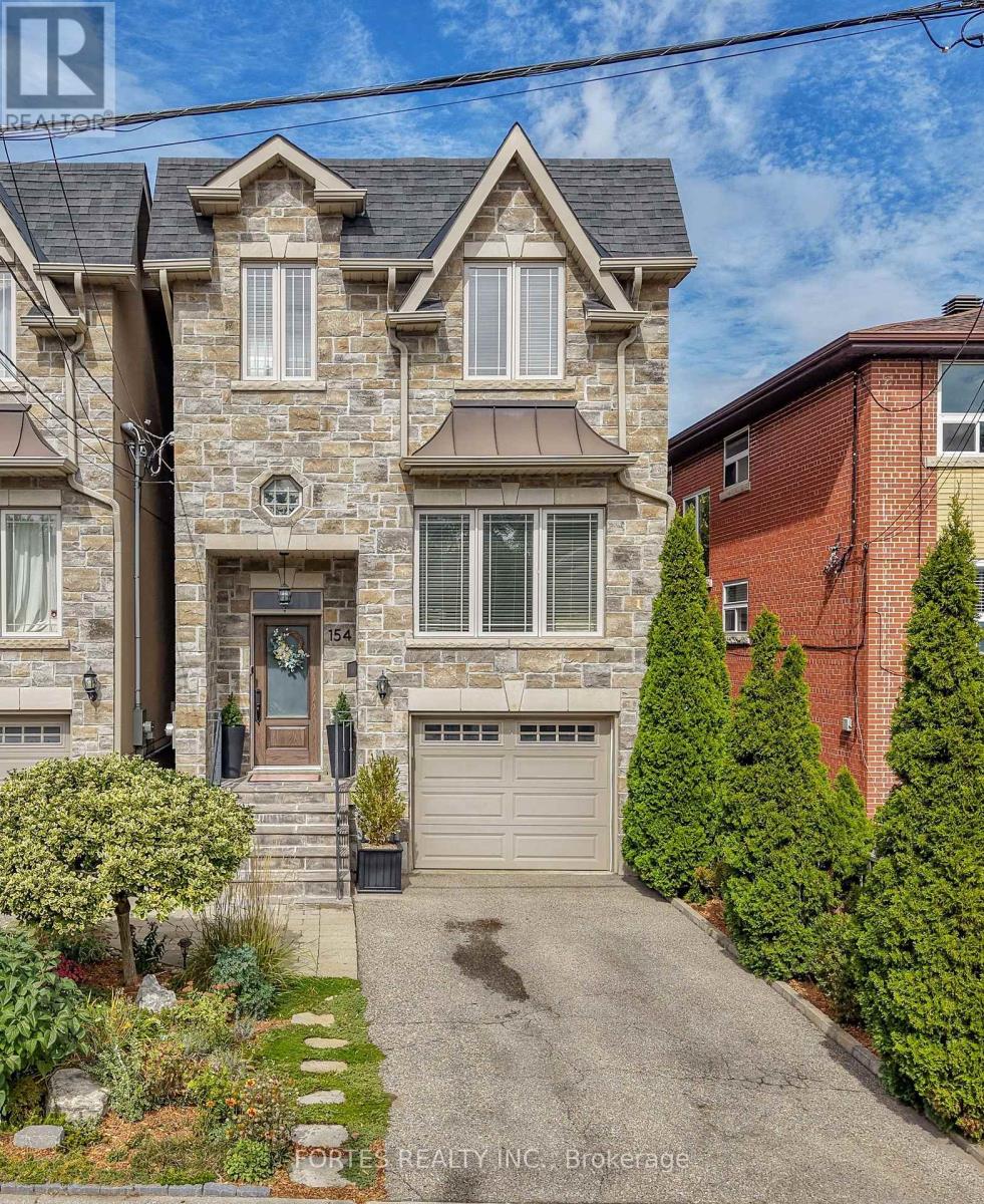154 HOLBORNE AVENUE, Toronto, Ontario