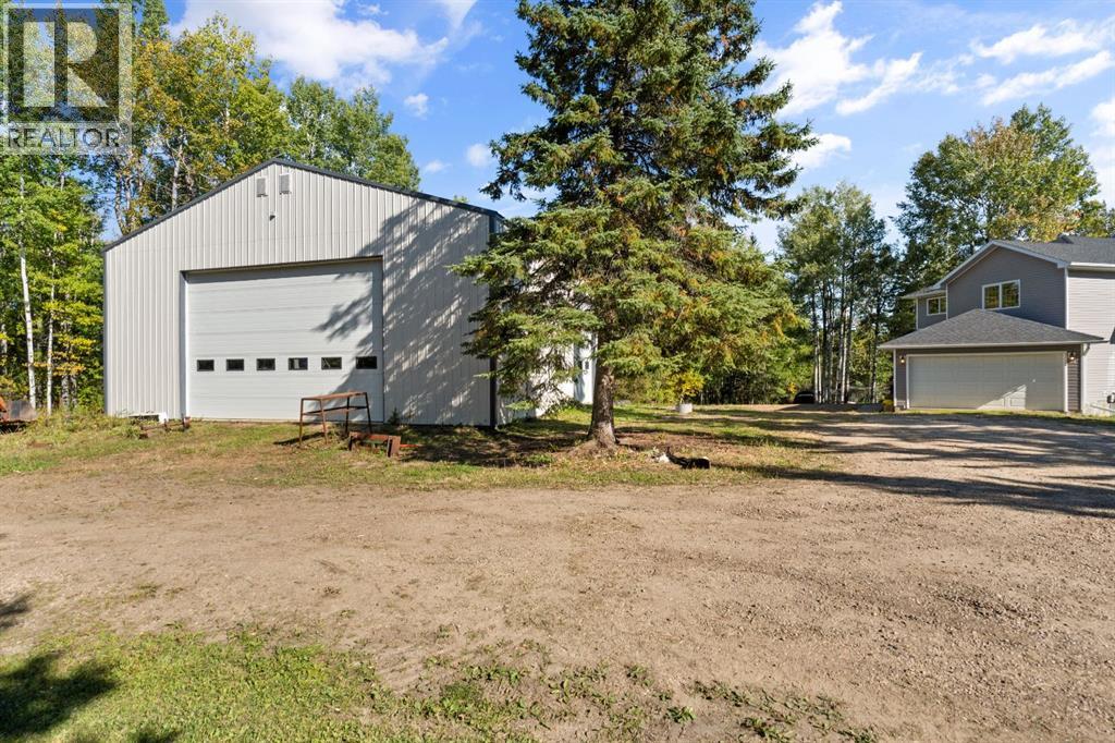 102061 Township Road 582
