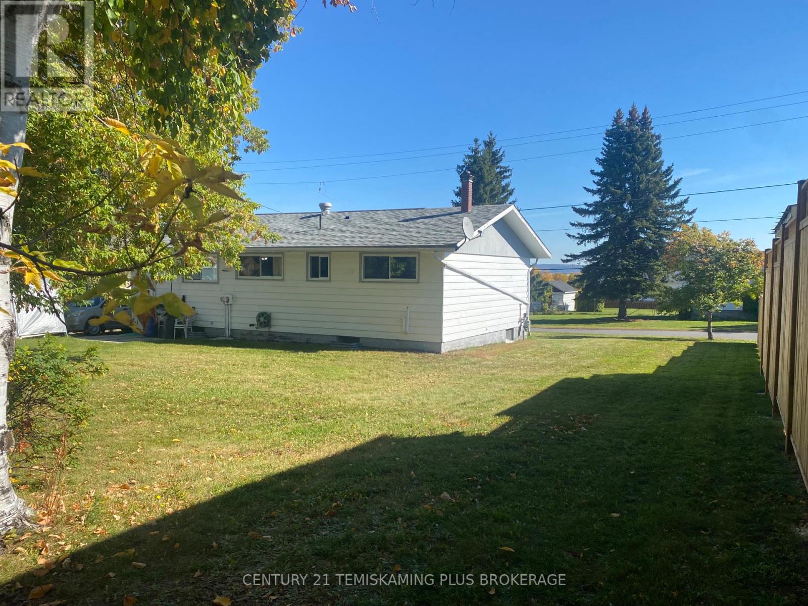 228 Meridian Avenue, Temiskaming Shores (Haileybury), Ontario  P0J 1K0 - Photo 8 - T13841928